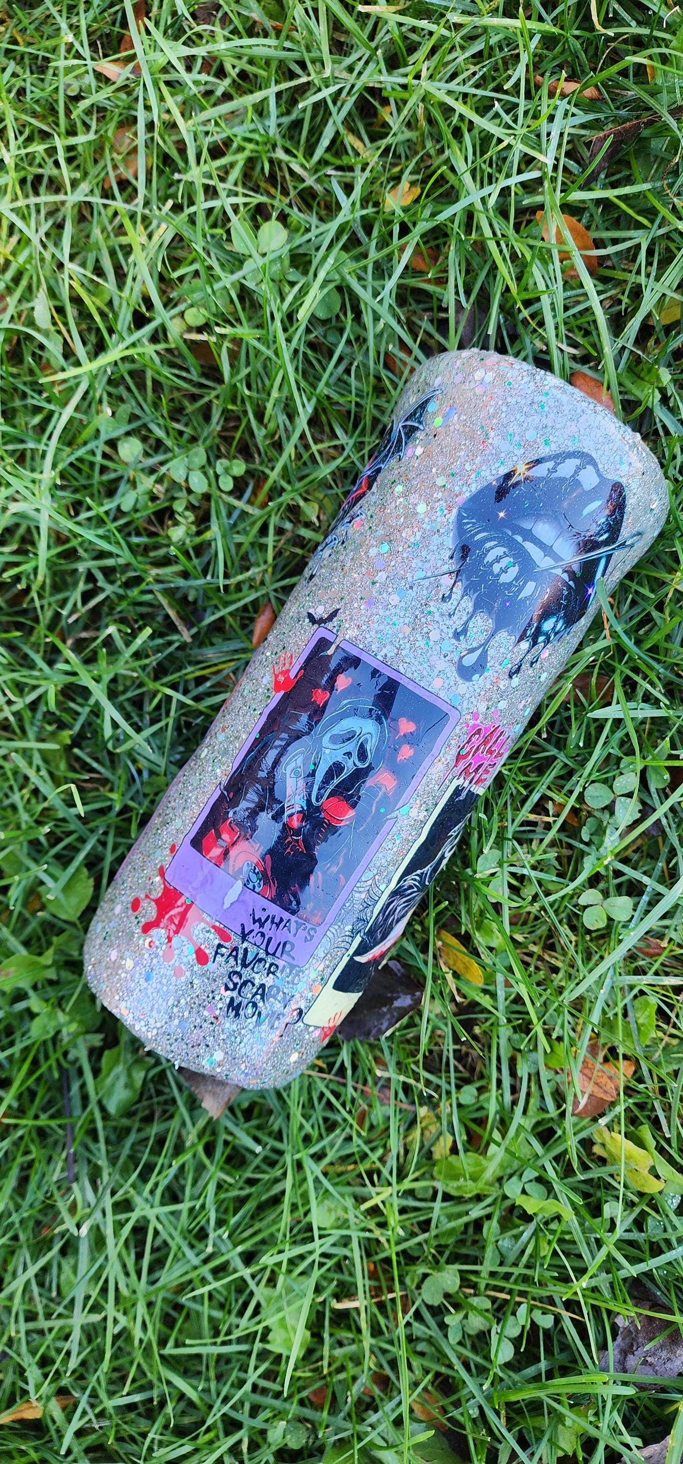 Scream-Inspired Ghost Face Epoxy Tumbler | Glitter Horror Cup for Spooky Vibes