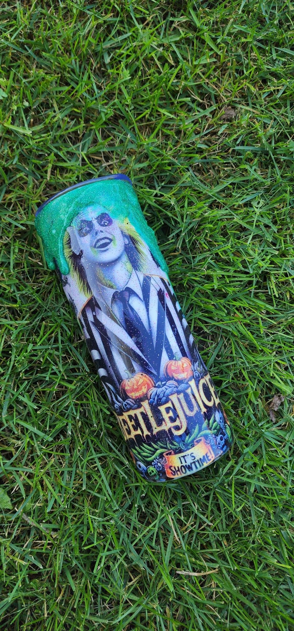 Never Trust the Living Beetlejuice Tumbler – 20oz Spooky Epoxy Drip Cup | Handmade Halloween Horror Drinkware - Hempin Mayhem