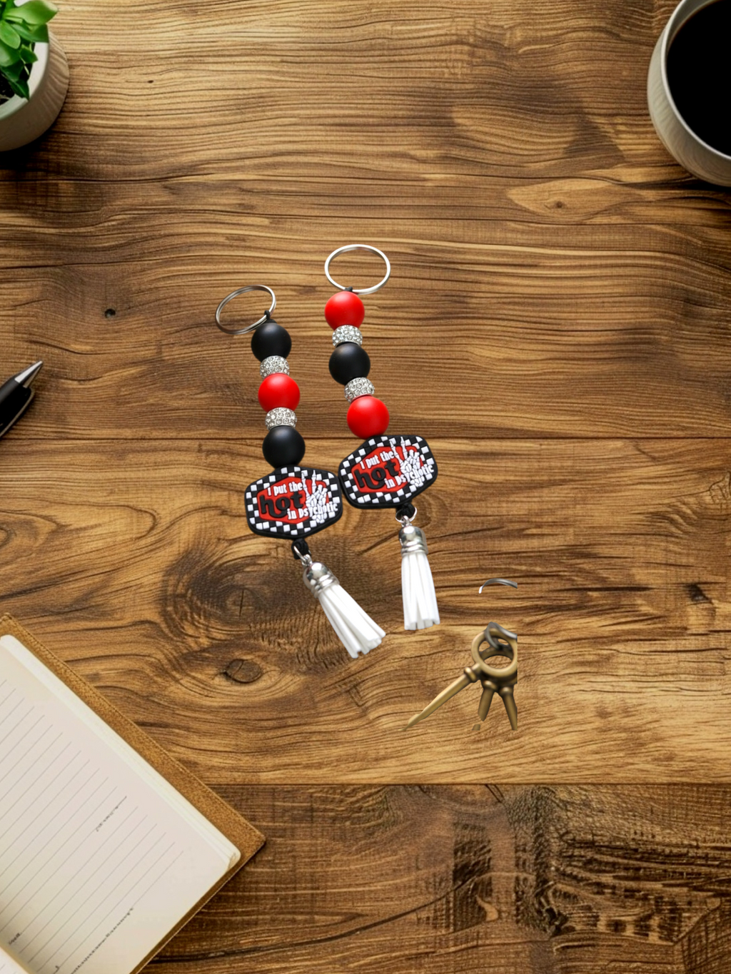 Funny Beaded Keychain: I Put the Hot in Psychotic - Dark Humor Bag Charm