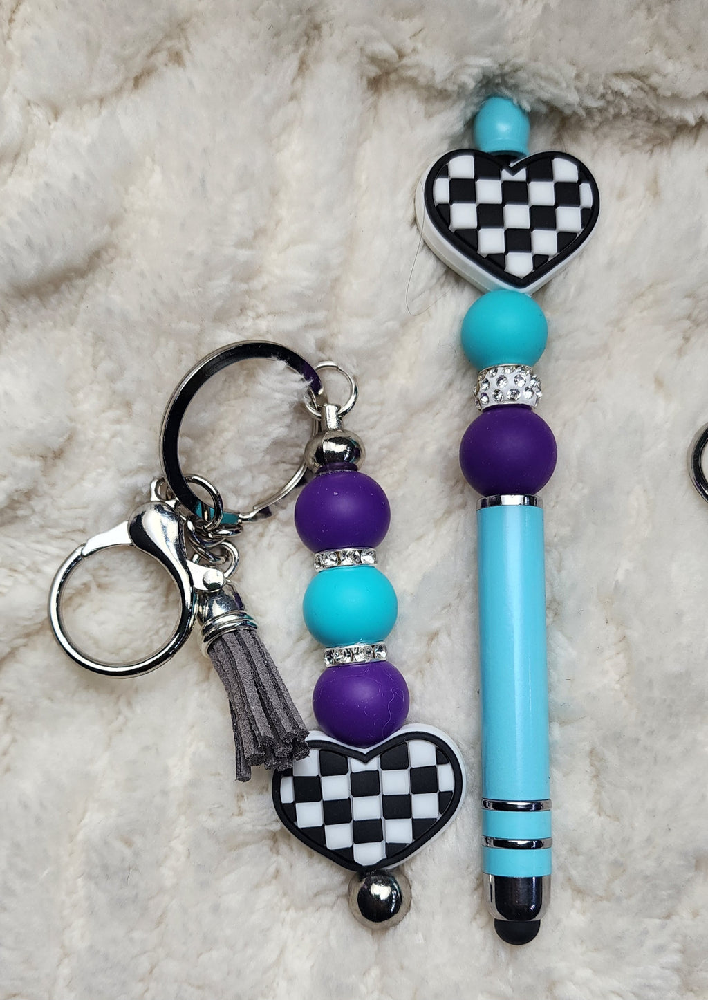 Handmade Checkered Heart Keychain: Pink & Green Beaded Keyring