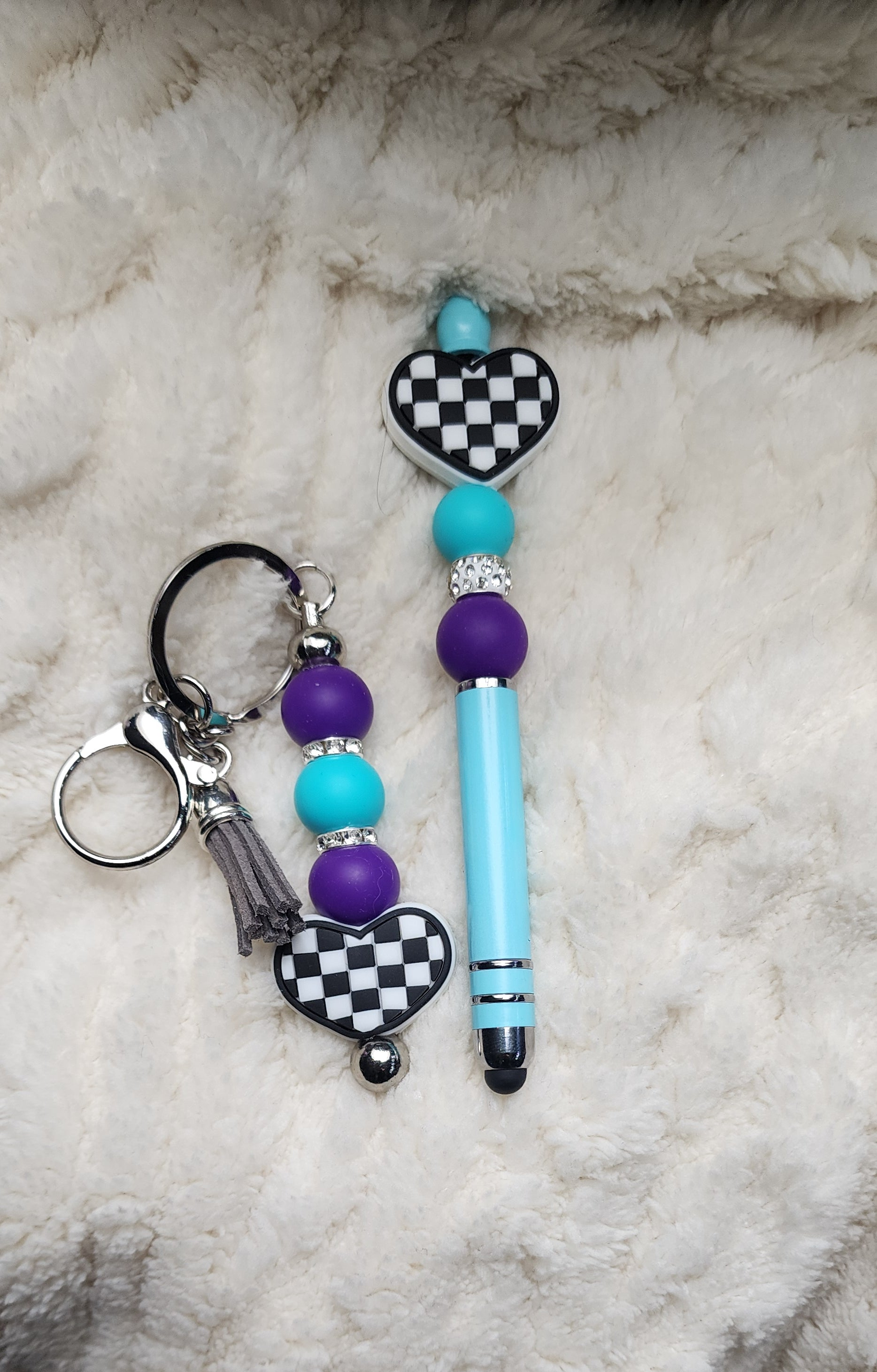 Handmade Checkered Heart Keychain: Pink & Green Beaded Keyring