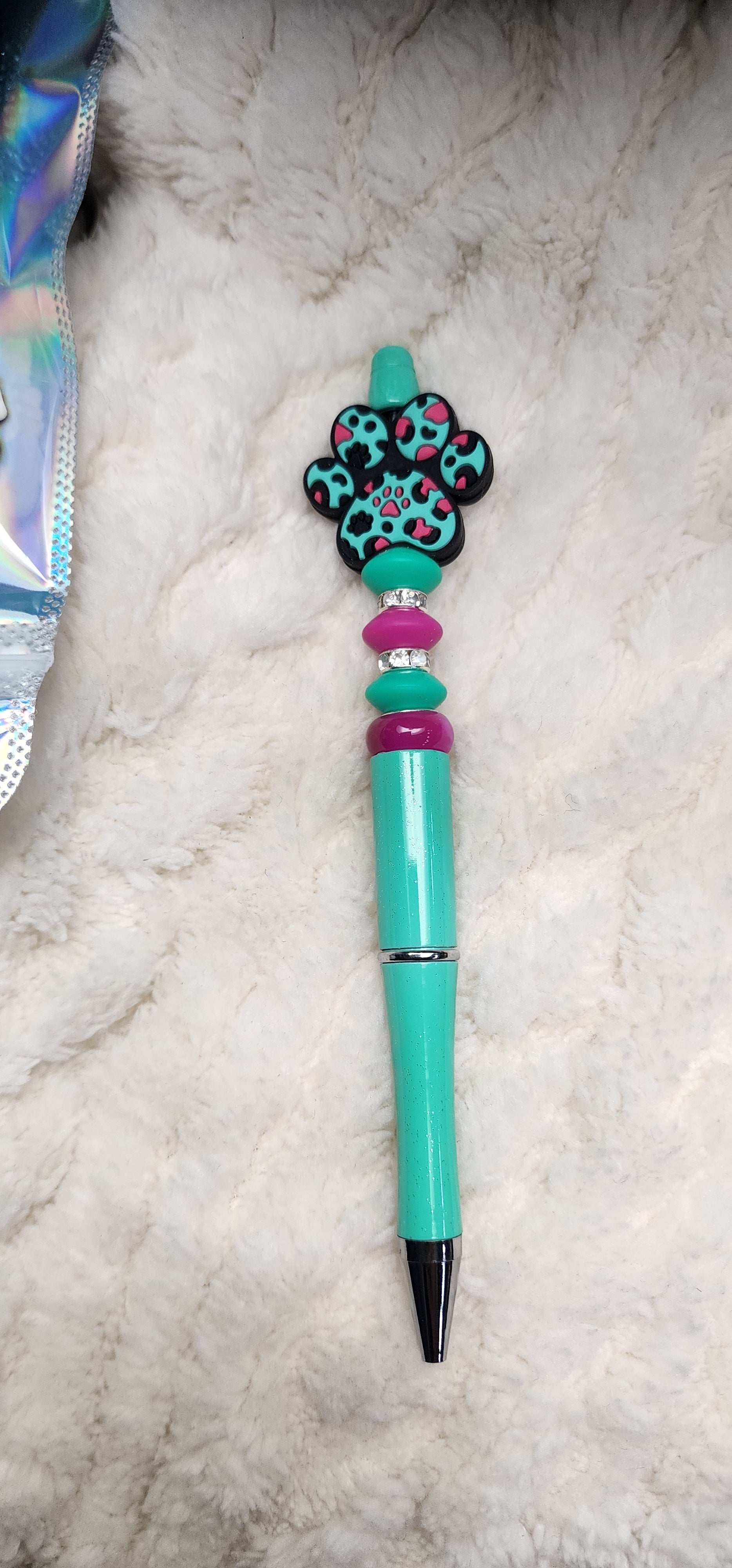 Leopard Paw Print Gift Set – Matching Pen & Acrylic Keychain | Animal Print Accessories