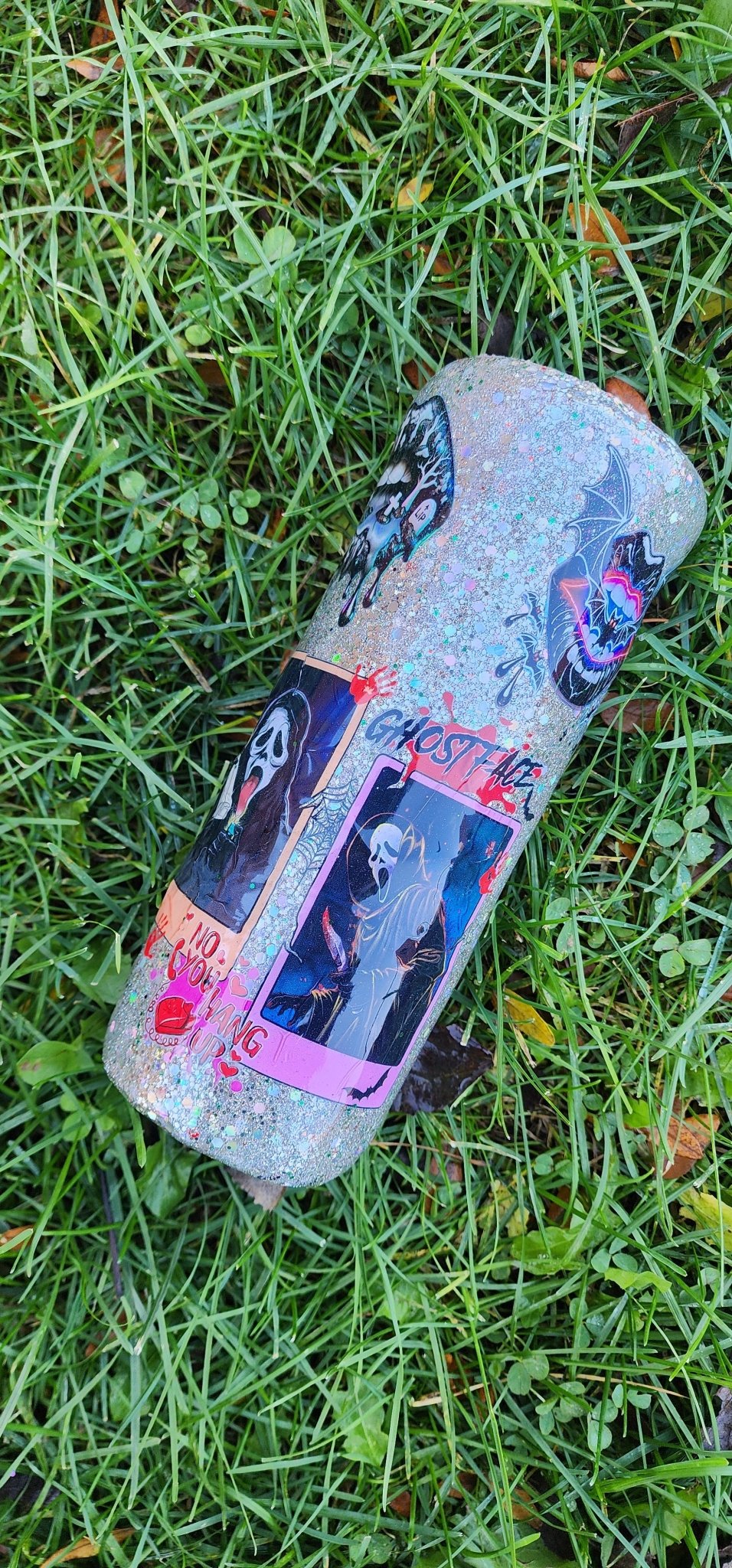 Scream - Inspired Ghost Face Epoxy Tumbler | Glitter Horror Cup for Spooky Vibes - Hempin Mayhem
