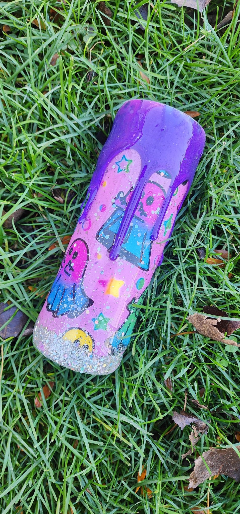 Zero Boos Given Tumbler: Sassy Rainbow Ghost Middle Finger - Spooky Drinkware - Hempin Mayhem